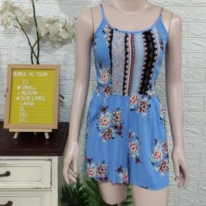 🛍Lily Rose Romper